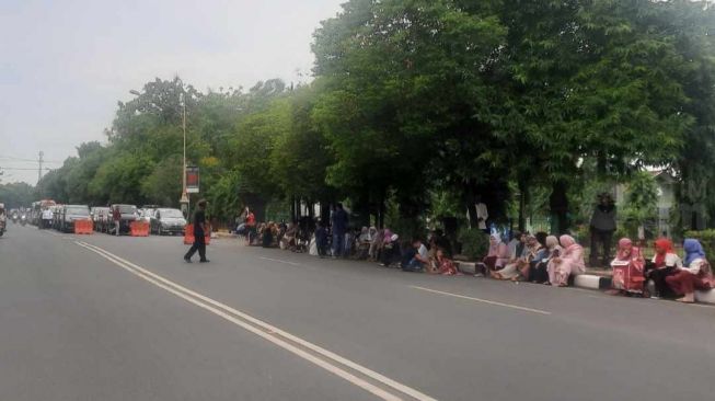 Jalan Sunan Kalijogo Tuban Sampai Ditutup Begini Sambut Kepulangan Jamaah Haji Hari Ini