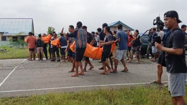 OPM Bacok dan Tembak Pendeta Elias Erbaya di Kampung Nogolait Nduga