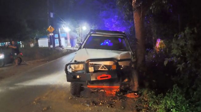 Geger Bocah 13 Tahun Kendarai Mitsubishi Triton Ugal-ugalan Hingga Lakukan Tabrak Lari di 3 Lokasi Nyaris Diamuk Massa