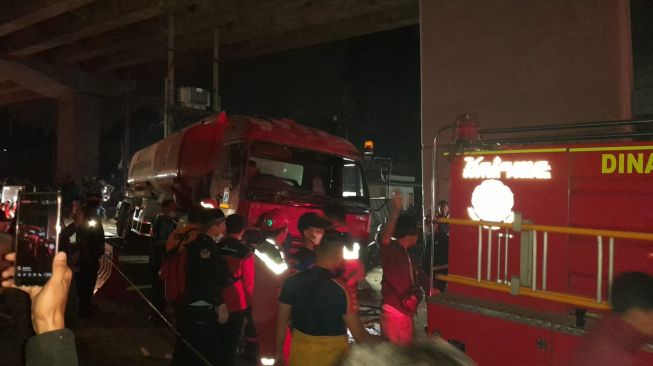 Pertamina Klaim Sopir Dalam Kondisi Fit Sebelum Terlibat Kecelakaan Maut Di Cibubur, Kalau Truk Tangki Bagaimana?