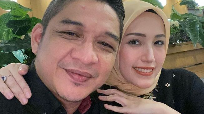  Artis Rilis Lagu Duet Pernikahan (Instagram/@adeliapasha)