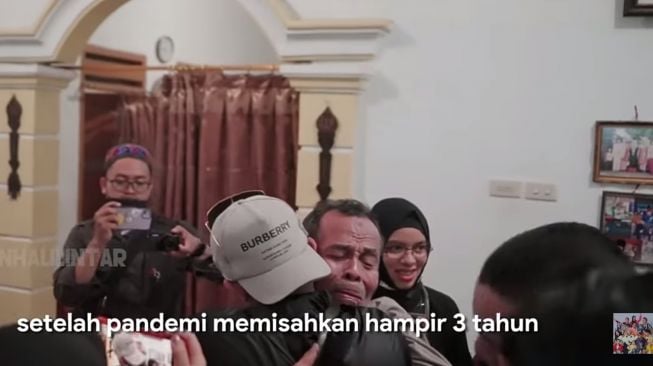 Momen Gen Halilintar Bertemu Atuk (YouTube/GEN HALILINTAR) 