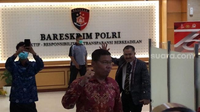 Laporkan Dugaan Pembunuhan Brigadir J Ke Bareskrim, Kuasa Hukum Beberkan Alasan Keluarga Tidak Hadir