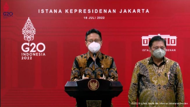 Menteri Kesehatan (Menkes) Budi Gunadi Sadikin saat konferensi pers di Istana Kepresidenan Jakarta, Senin (18/7/2022). (YouTube Sekretariat Presiden)