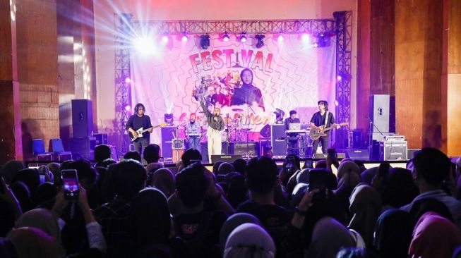 Komitmen Kembangkan UMKM, Ganjar Milenial Jatim Gelar Festival