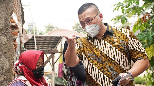 Sentil Anies yang Sibuk Sidak Citayam Fashion Week Disaat Jakarta Banjir, Kenneth PDIP: Gak Ada Empatinya