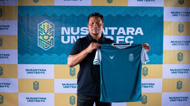 Slamet Riyadi Resmi Ditunjuk Sebagai Pelatih Kepala Nusantara United FC