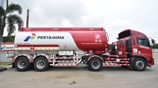 Bersama Kepolisian, Pertamina Patra Niaga Berhasil Lakukan Pemindahan Mobil Tangki dari Lokasi Kecelakaan dengan Aman