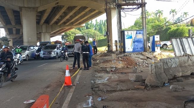 Teriak Ketakutan! Detik-detik Sopir Truk Pertamina Pelaku Tabrakan Maut di Cibubur Panik Minta Dibawa ke Polsek