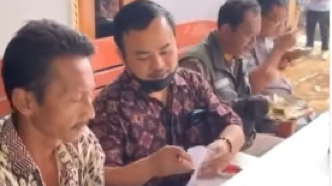 Viral Amplop Tamu Undangan Dibuka di Tempat, Nitizen: Ngundang Apa Minta Sumbangan?