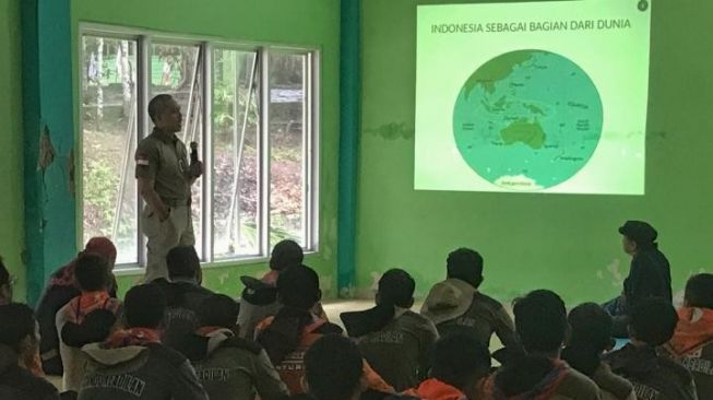 Mantan Danrem Garuda Hitam Berikan Pembekalan Kepada Relawan PKS