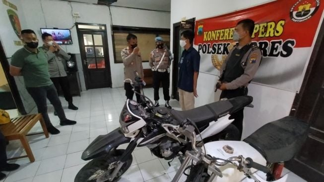 Bakul Wedangan di Solo Niat Gaya-gayaan Lalu Curi Motor, Endingnya Apes di Tangan Reskrim Polsek Jebres