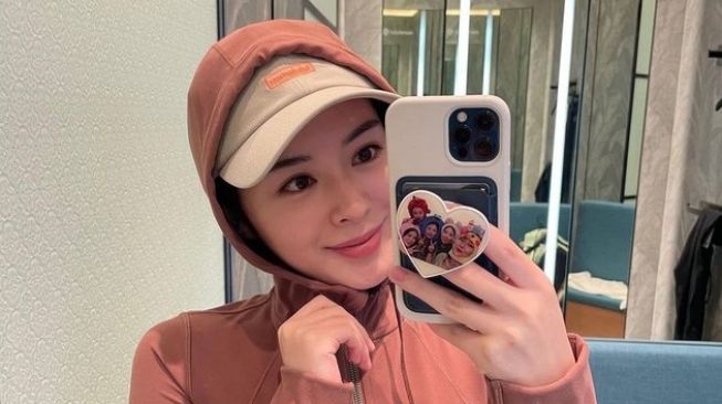 Ayana Moon Lepas Hijab saat di Korea, Ini Pembelaannya