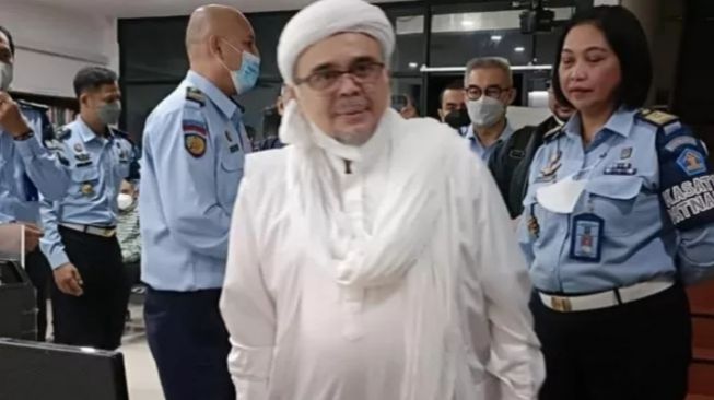 Foto Bersama Habib Rizieq Beredar Luas, Kepala Bapas Jakarta Pusat: Sifatnya Privat, Bukan untuk Publik