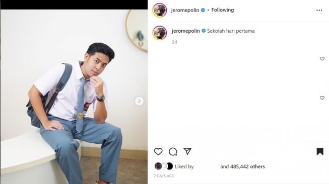 Foto: Pamer Potret Pakai Seragam SMA, Wajah Jerome Dibilang Anak IPA Banget (instagram/jeromepolin)