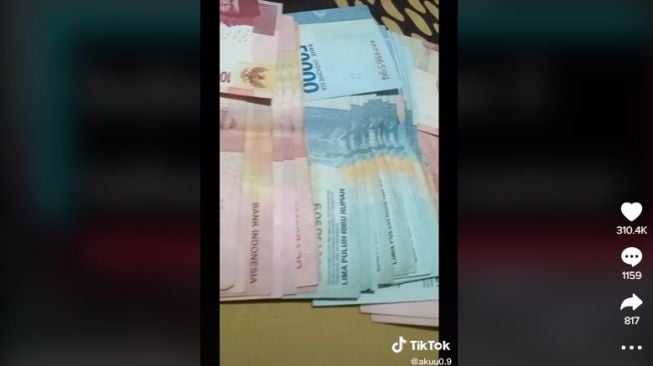 Menabung di sumur dan diambil setelah 2 tahun. [Tiktok]