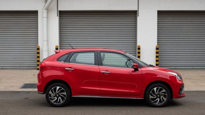 Suzuki New Baleno sebagai mobil desain hatchback, memiliki dimensi lebih kecil dibandingkan MPV dan SUV [PT SIS].