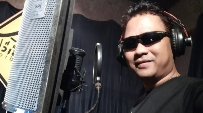 Angkat Tema Persahabatan, Agung Malik Happy Rilis Lagu Bukan Teman Benalu