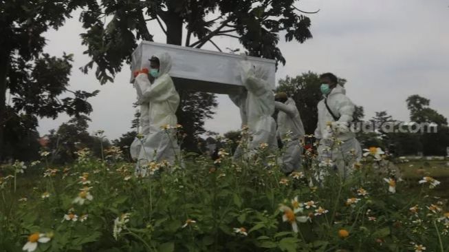 Kini Diizinkan, Begini Syarat dan Prosedur Memindahkan Pemakaman Covid-19