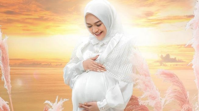 Alhamdulillah, Ria Ricis Melahirkan Anak Pertama