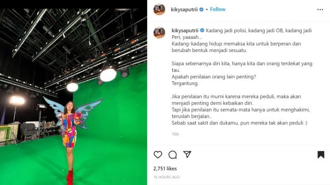 Foto: Cosplay Jadi Ibu Peri, Begini Gaya Anggun Kiky Saputri (instagram/kikysaputrii)