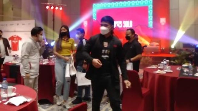 Makin Mesra! Viral Video Kaesang Pangarep Rangkul Mesra Erina Gudono Saat Launching Tim Persis Solo