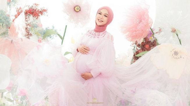  Maternity Shoot Ria Ricis (Instagram/@fdphotography90)