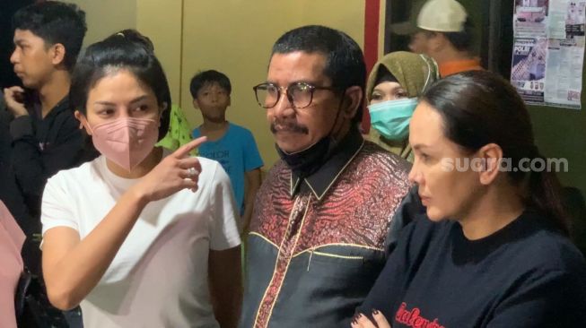 Tak Ditahan karena Anak, Nikita Mirzani Meradang Kasusnya Disamakan dengan Vanessa Angel dan Angelina Sondakh