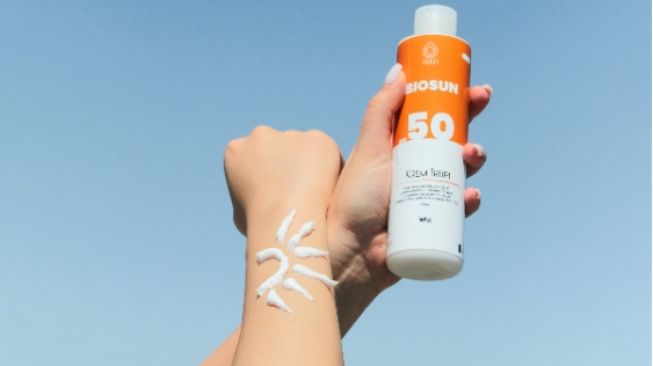 Sejak Usia Berapa Anak-Anak Boleh Menggunakan Sunscreen?