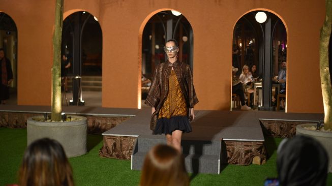Dukung Pelaku Fesyen, Fashion Step Up "Above & Glamor" Sukses Digelar di ARTOTEL Suites Bianti Yogyakarta