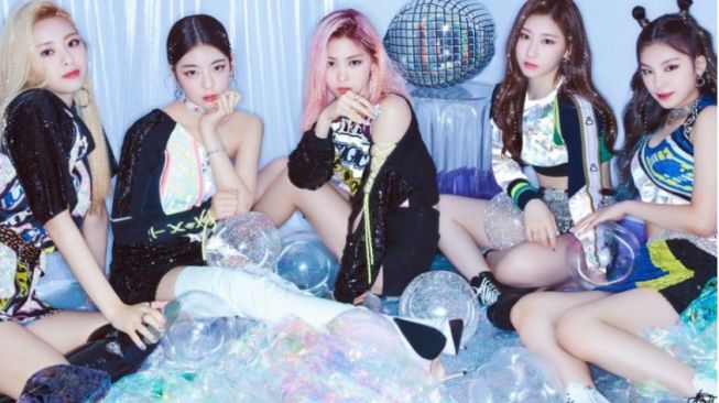 Salut! ITZY Kembali Mencetak Rekor Personal dengan Album CHECKMATE