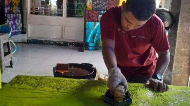 Perajin Batik Tubo Merugi Akibat Pandemi Covid-19, Sejumlah Gerai Tutup