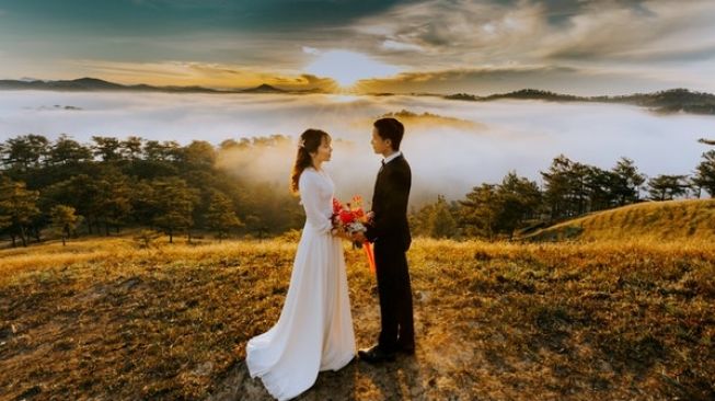 Ilustrasi pernikahan (Pexels.com/Trung Nguyen)