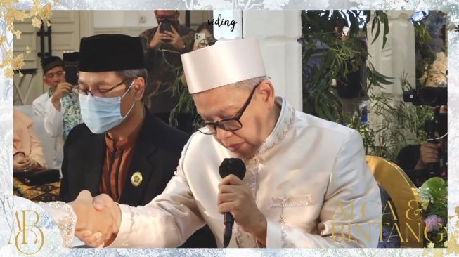 Momen Akad Nikah Bintang Emon (YouTube Bintang Emon)