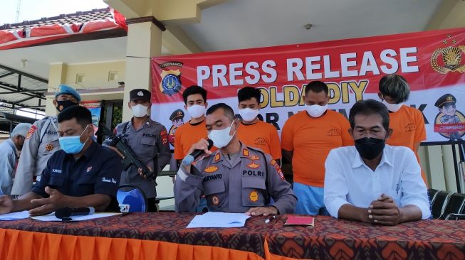 Ngaku Tak Punya Uang di Perantauan, Empat Warga Luar Jogja Dringkus Polisi di Sleman