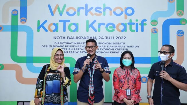 Menparekraf Sandiaga Wajibkan Seluruh Desa Wisata Buat Spot Perayaan HUT RI ke-77