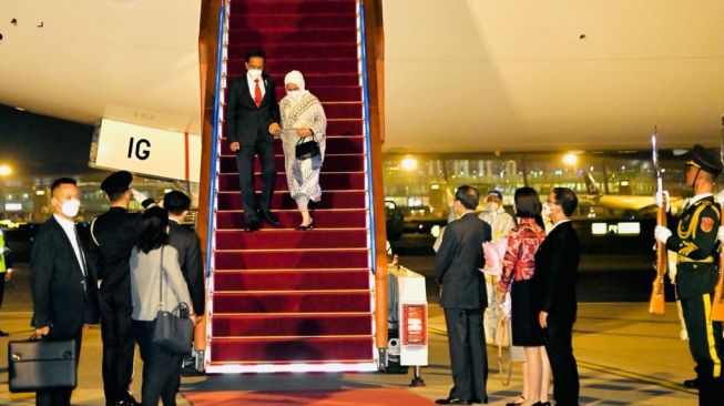 Tiba di Beijing, Jokowi Bersiap Temui Presiden China Xi Jinping