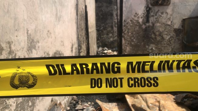 Diduga Akibat Korsleting Listrik, Sebuah Gudang dan Konveksi Bordir di Kembangan Hangus Terbakar