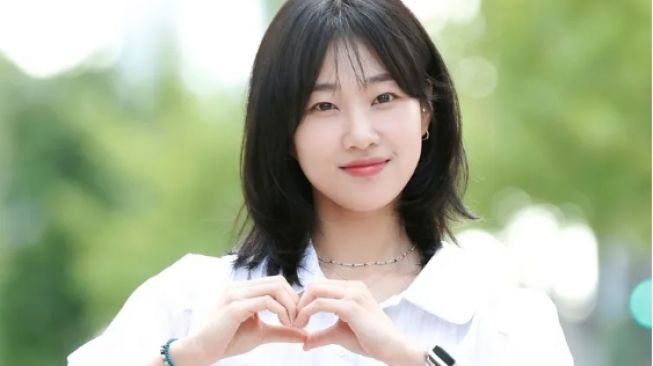 Curi Perhatian, Ha Yoon Kyung Akan Bintangi Drama See You in My 19th Life?