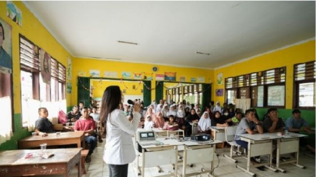 KlikDokter Adakan Pemeriksaan Kesehatan Gratis di 2 SD Negeri Banten, Salah Satunya Skrining Hepatitis A