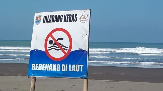 BMKG: Gelombang Setinggi 6 Meter Berpotensi Terjadi di Pesisir Jawa Hingga Esok Hari