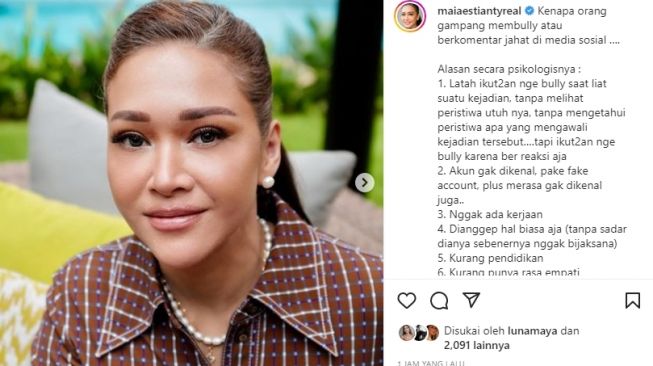 Unggahan Maia Estianty yang diduga menyindir fans keluarga Sule. [Instagram]