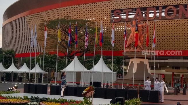 Sambut Kontingen ASEAN Para Games 2022, Bendera 11 Negara Berkibar di Stadion Manahan Solo