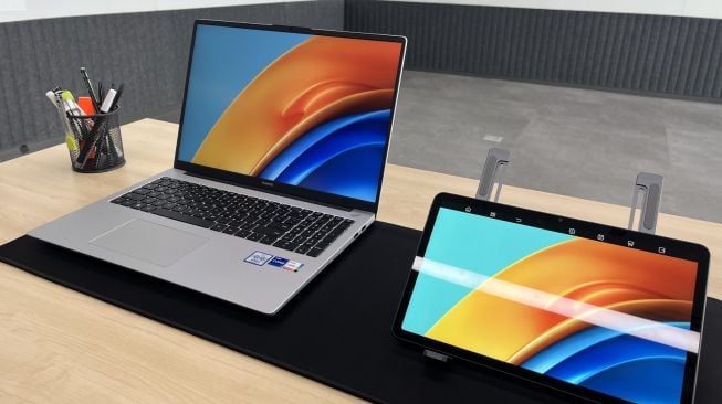 Harga laptop Huawei MateBook D16 di Indonesia mulai Rp 14 juta. [Suara.com/Dicky Prastya]