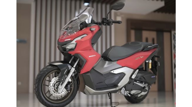 New Honda ADV 160 (Youtube)