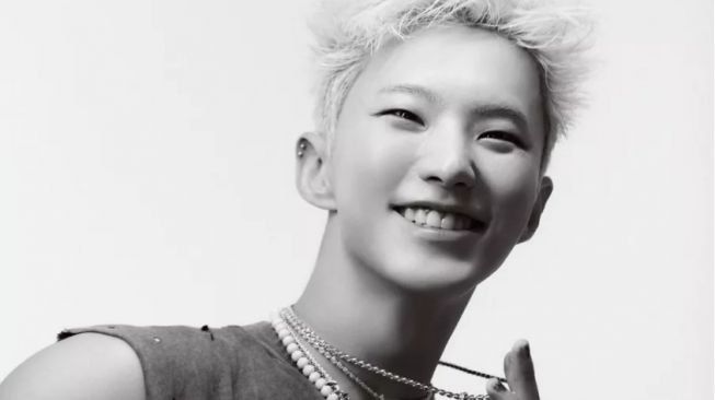 Vogue Korea Edisi Agtusus: Hoshi Bahas Hubungan Istimewa Anggota SEVENTEEN