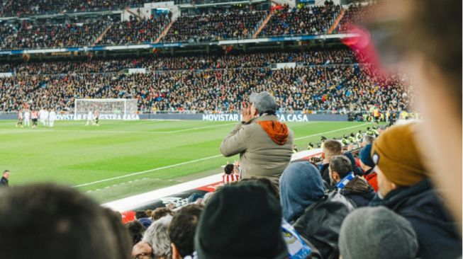 6 Manfaat Menjadi Penggemar Sepakbola, Bukan Sekadar Dapat Hiburan