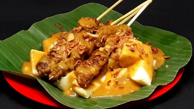 Resep Sate Danguang Danguang Payakumbuh Nikmat Lengkap dengan Kuah, Ketupat