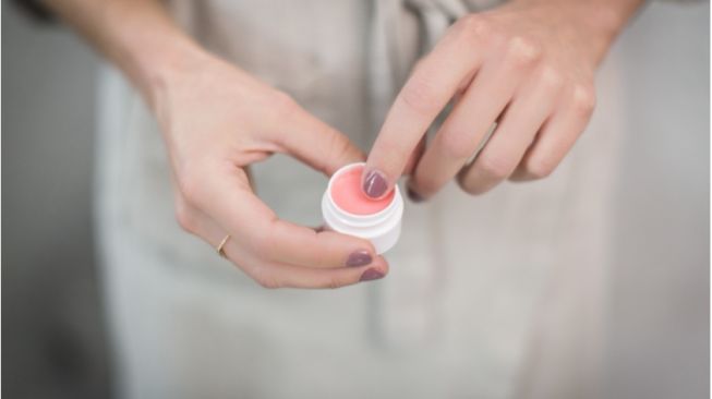 Ilustrasi lip balm (Pexels/Burst)