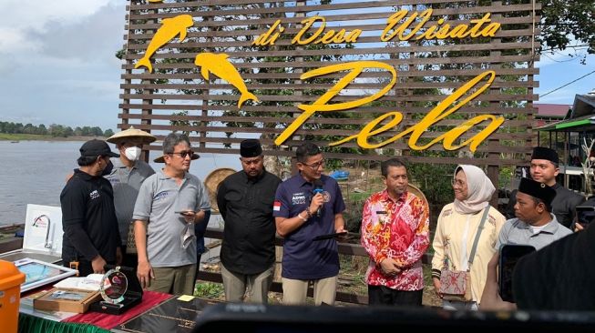 Sandiaga Uno Wujudkan Destinasi Wisata Sungai Mahakam Berbasis Komunitas Demi Terciptanya Kebangkitan Ekonomi